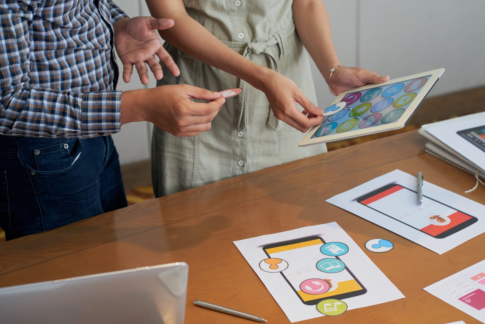 How to Design Visually Appealing Social Media Posts That Drive ...